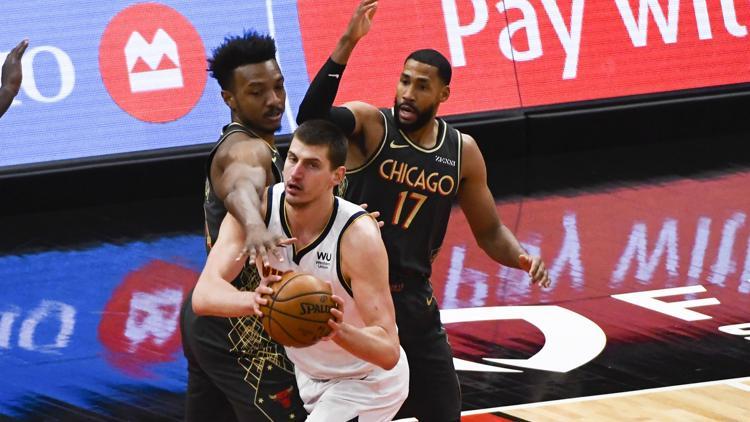 NBA'de Gecenin Sonuçları: Jokic tarihe geçti, Nuggets rahat kazandı