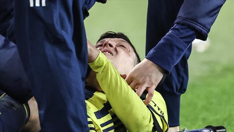 Mesut Özil ne zaman sahalara dönecek? İşte ayrıntılar