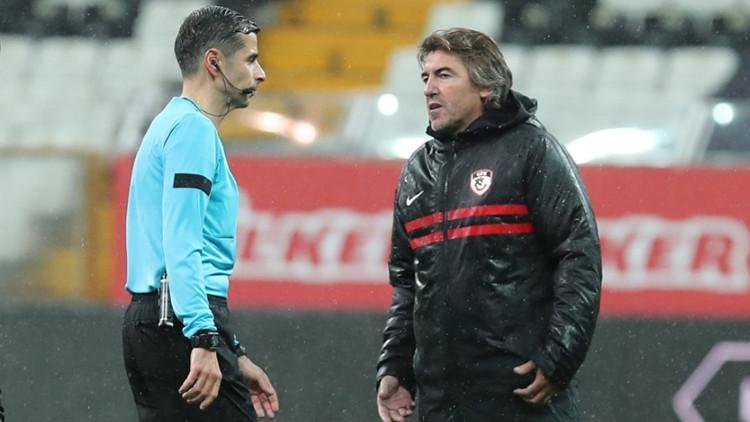 Ricardo Sa Pinto tepkili! "Beşiktaş'ın ilk golü gökten inmiş gibi oldu"