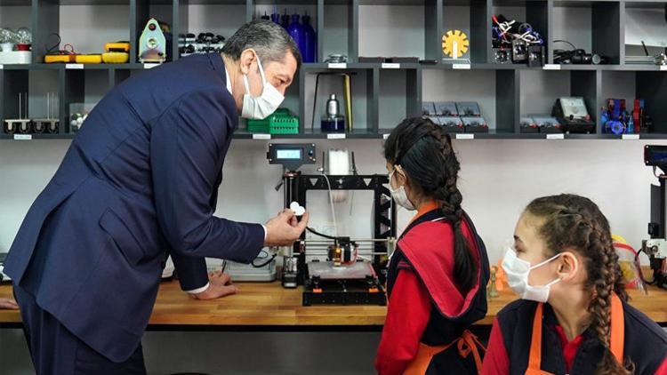 Özel eğitim okullarına tasarım beceri atölyesi