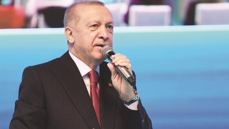 ‘Kız çocuklarını evlerini terk etmeye çağIrıyorlar’