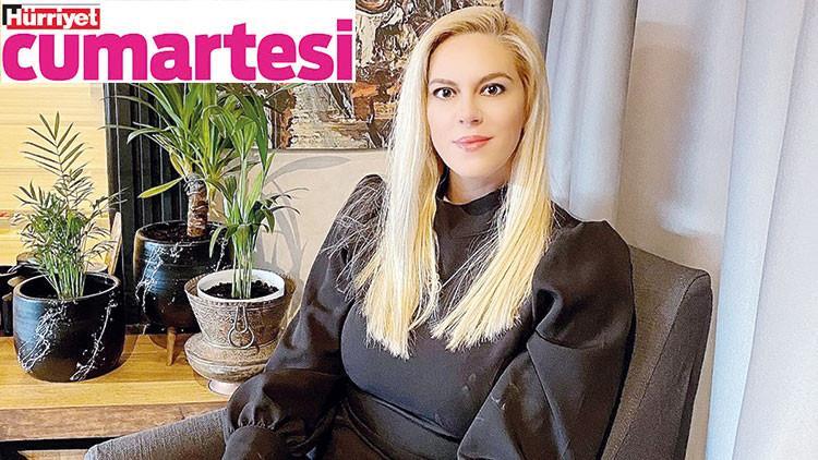 Evimizin her köşesinde iplikler, yumaklar, kumaşlar, taşlar ve payetler olurdu... Cennetti adeta!