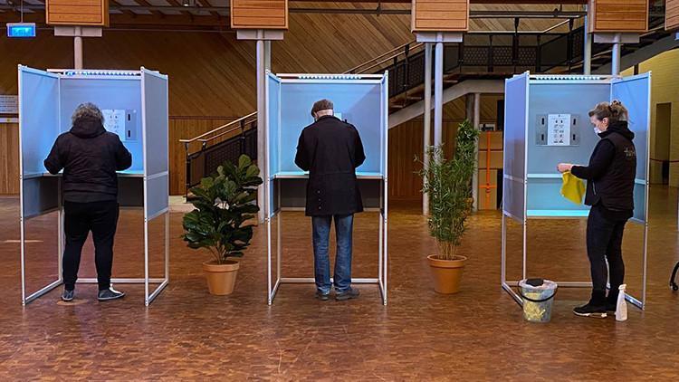 Hollanda koronavirüs salgını gölgesinde sandığa gidiyor