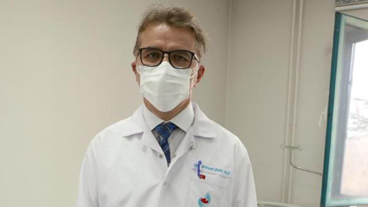 'Bilinçsiz antibiyotik kullanımı koronavirüsü ağırlaştırabilir'