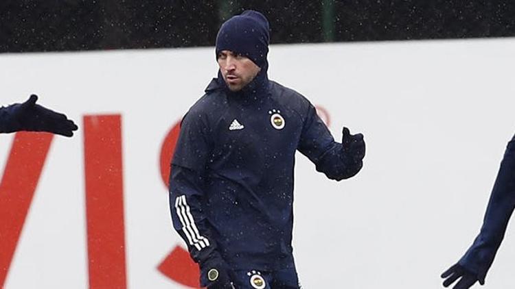 Fenerbahçe'de Sinan Gümüş takımla çalıştı