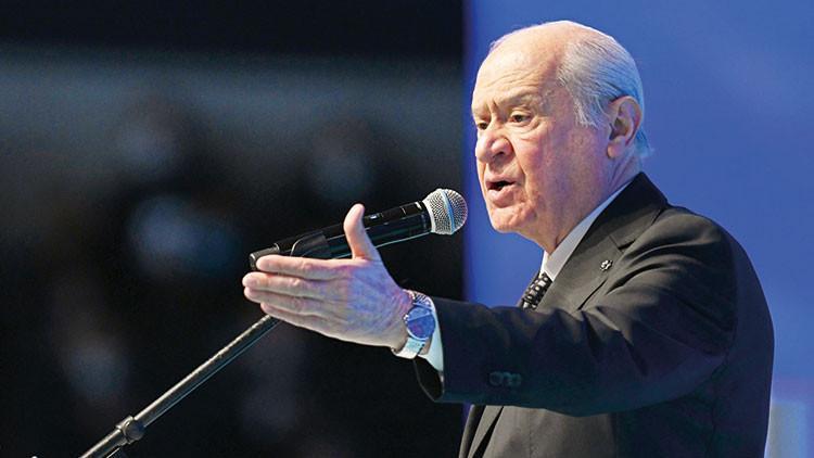 Bahçeli 10. kez genel başkan