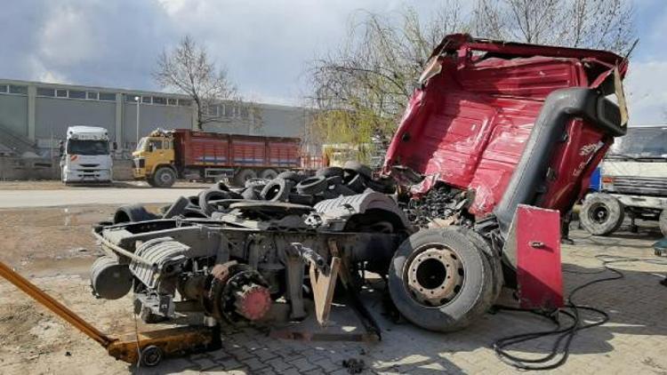 Bursa'da 4 kişinin ölümüne neden olan TIR'ı bilirkişi inceledi