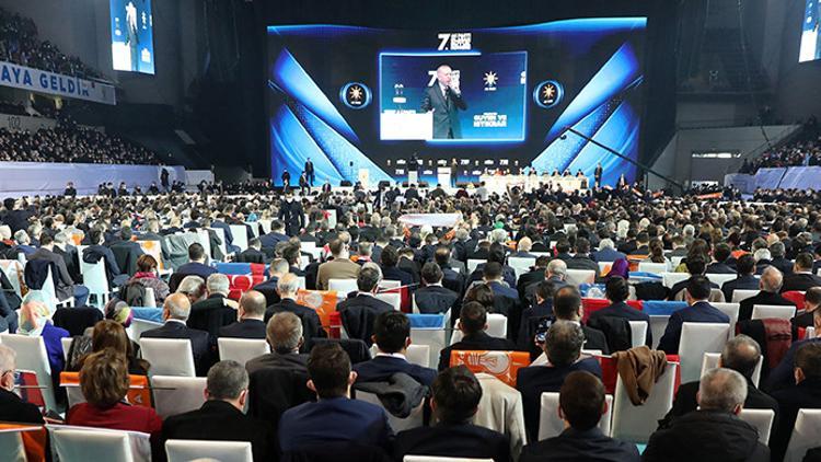AK Parti MKYK'de 47 yeni isim yer aldı