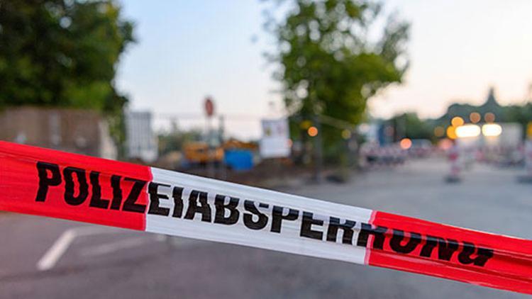 Polisin silahla vurduğu 63 yaşındaki Türk ağır yaralandı