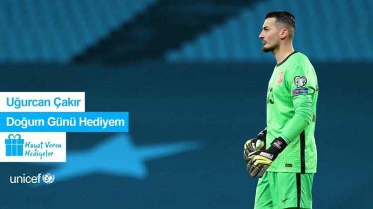 Uğurcan Çakır, doğum günü hediyelerini çocuklara bağışlıyor