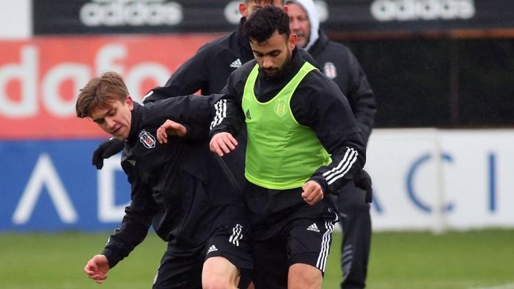 Beşiktaş'ta Rachid Ghezzal takımla birlikte çalıştı