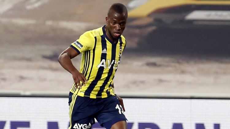 Fenerbahçe'de Enner Valencia ağrıları sebebiyle antrenmana çıkmadı