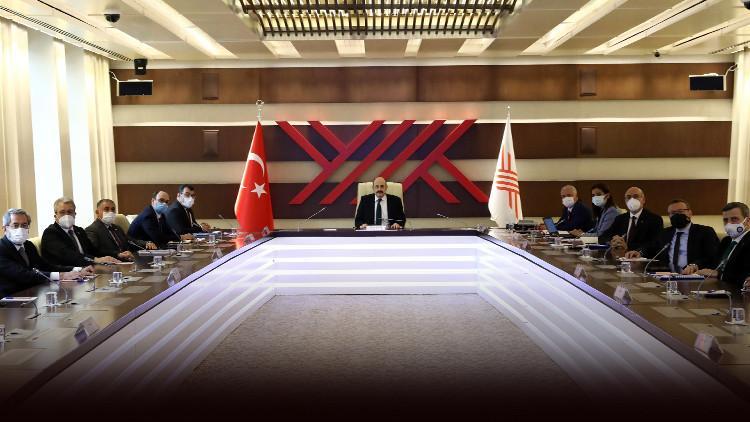 Araştırma üniversitelerinin rektörleri YÖK’te buluştu