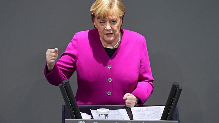 Merkel ‘Tam kapanma’ dedi