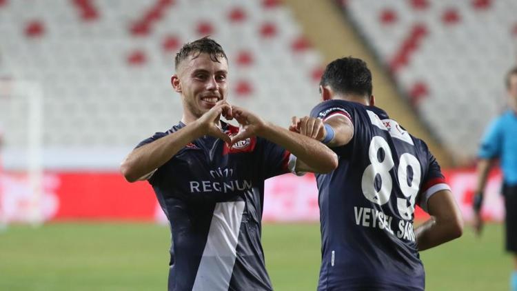 Antalyasporlu Bünyamin Balcı, Fransa Ligue 1 ekiplerinden Strasbourg'un radarında
