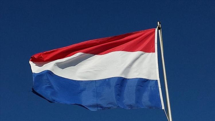 Hollanda’da camiye “Müslümanlar diri diri yakılmalıdır” yazılı tehdit mektubu gönderildi