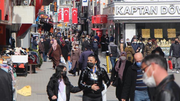 Samsun Valisi Dağlı'dan "Bu ramazan sofralarımıza ve ibadetlerimize koronavirüsü davet etmeyelim" uyarısı