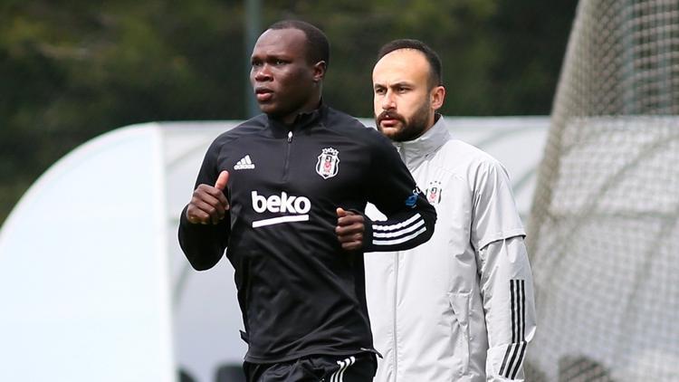Beşiktaş'ta takımdan ayrı çalışmaya devam eden Aboubakar ilk 11’de zor