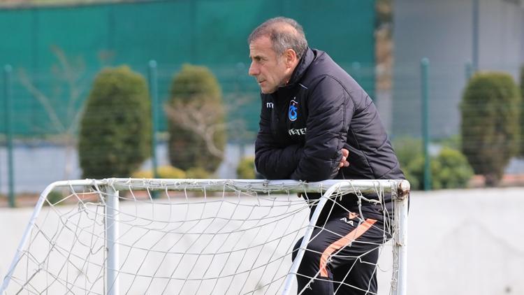 Trabzonspor'da Hatayspor maçı öncesi Hugo cezalı, Ekuban şüpheli