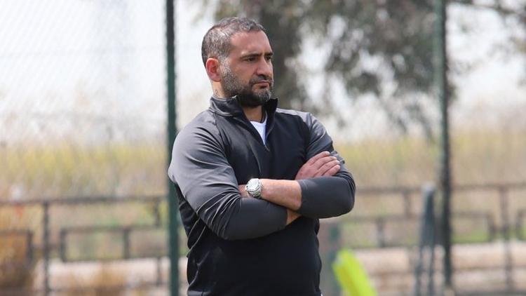 Menemenspor Teknik Direktörü Ümit Karan: "Hepimiz kenetlendik ve 3 puan yemini ettik..."