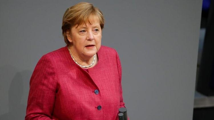Merkel'den doktorların 'yardım' çağrılarına kulak verin uyarısı