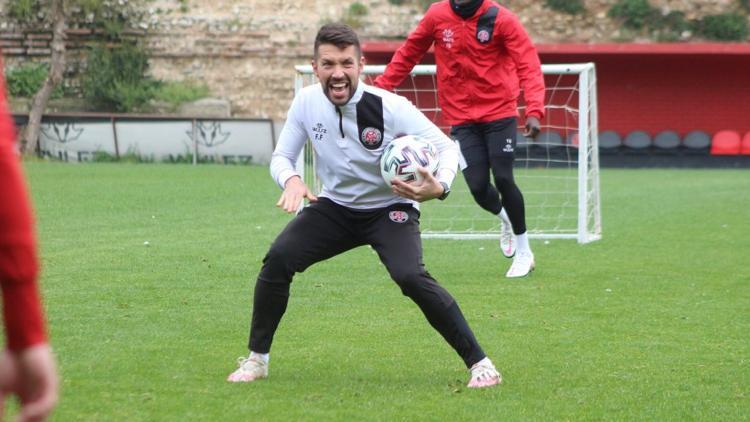 Fatih Karagümrük'ün konuğu Göztepe