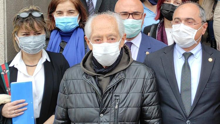 Genco Erkal "Cumhurbaşkanına hakaret" suçundan ifade verdi