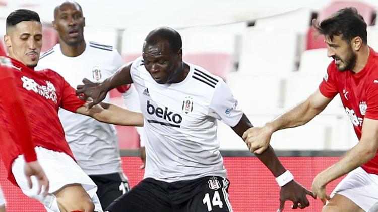 Beşiktaş'ta Vincent Aboubakar'dan sakatlık açıklaması!