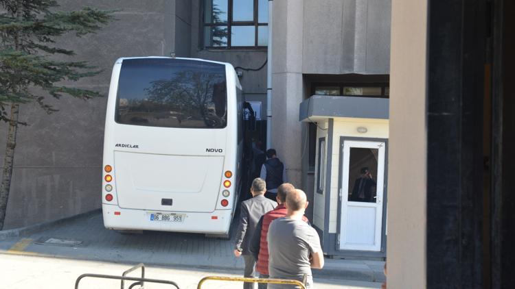 Son dakika haberi: Bildiri soruşturmasında 6 emekli amiral adli kontrolle serbest bırakıldı