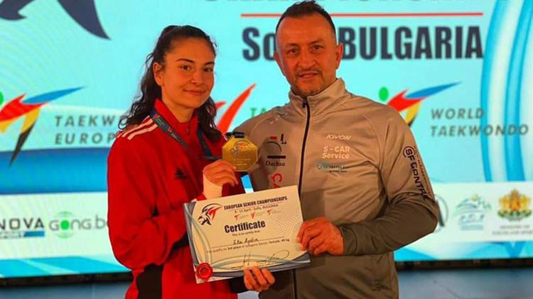 Ela Aydın Almanya'ya bronz madalya kazandırdı