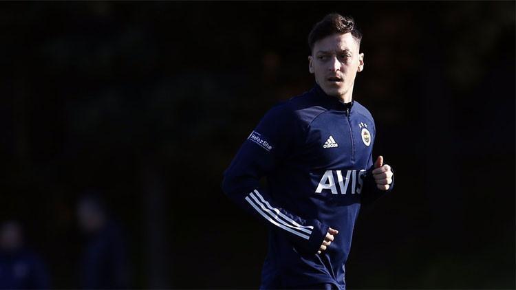Son Dakika: Fenerbahçe'de Mesut Özil Alanyaspor maçı kadrosuna dahil edildi
