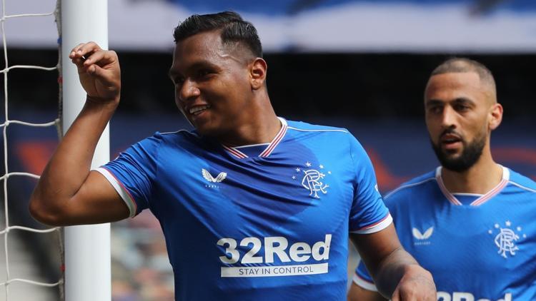 İskoçya'daki Old Firm derbisinde Rangers, Celtic'i 4-1 yendi