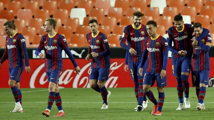 Valencia'yı deplasmanda yenen Barcelona şampiyonluk iddiasını sürdürdü