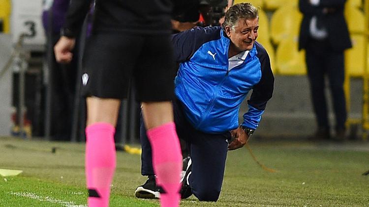 Yılmaz Vural'ın zor anları! Fenerbahçe maçında bir anda yere düştü