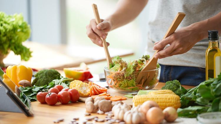 50 yaş üstü erkekler için beslenme önerileri