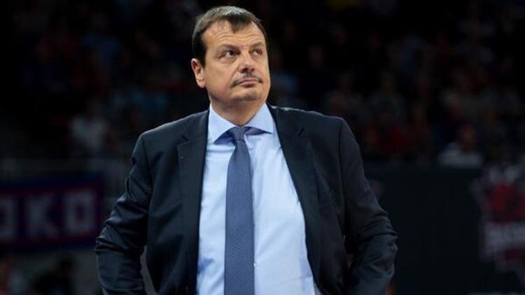 Son dakika: Ergin Ataman iki yıl daha Anadolu Efes'te!