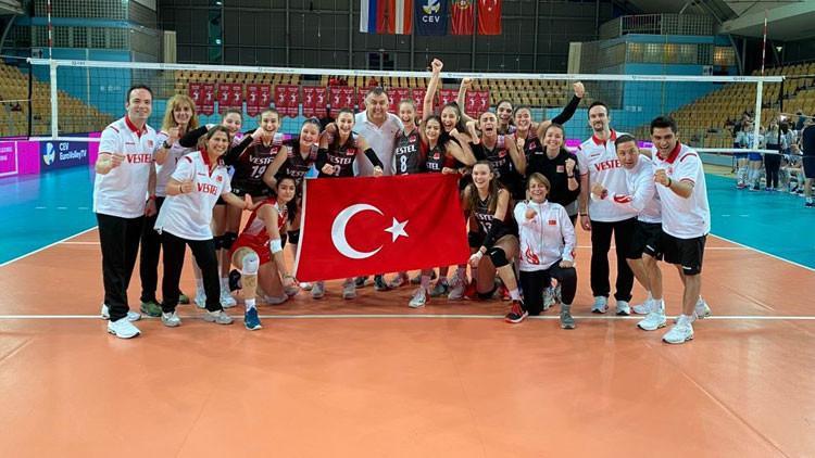 16 Yaş Altı Kız Milli Voleybol Takımı, Avrupa Şampiyonası'na katılma hakkı elde etti