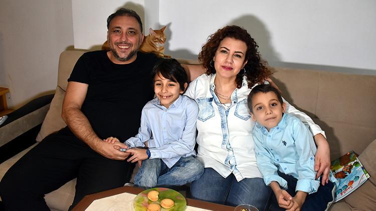 Doktor anne koronavirüsü yendi, çocuklarına doyasıya sarıldı