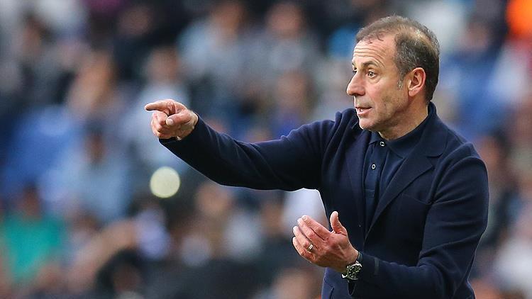 Trabzonsporlu futbolcu Kamil Ahmet Çörekçi'den Abdullah Avcı'ya övgü