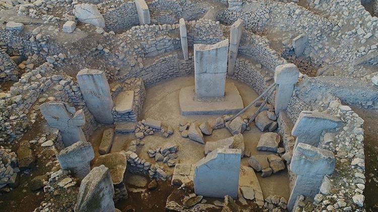 Göbeklitepe'deki 5,5 metrelik dikili taşın kopyası BM Genel Merkezi'nde sergilenecek