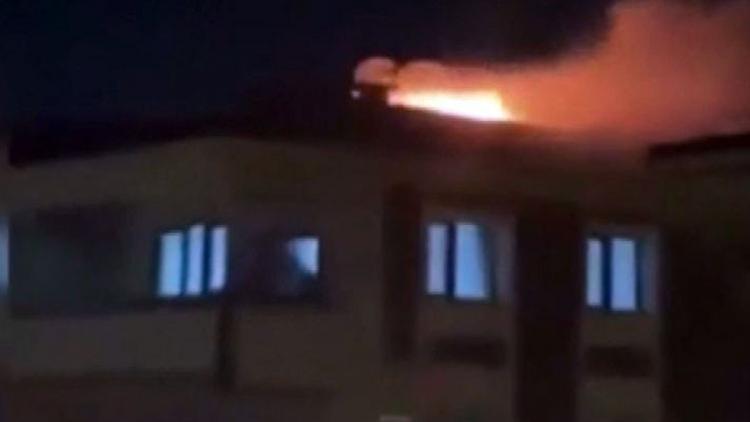 Şampiyonluk kutlamasında atılan havai fişek yangın çıkardı
