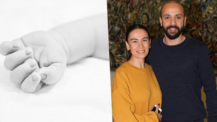 Sarp Akkaya ve Sinem Yalçınkaya'nın bebek sevinci