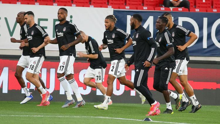 Beşiktaş'ta Antalyaspor'la oynayacağı kupa finali öncesi 4 eksik