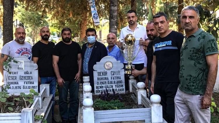 adana demirspor sampiyonluk kupasini efsane baskan bekir cinar a goturdu son dakika spor haberleri