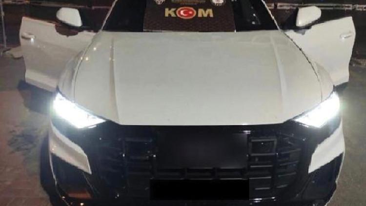 İzmir'de, 2 milyon TL değerinde kaçak otomobil ele geçirildi