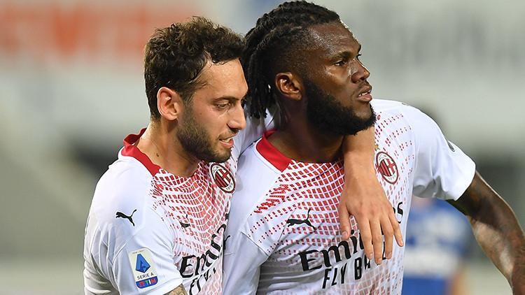 Son dakika haberi: Milan'da Hakan Çalhanoğlu krizi! 7 gün süre verdiler...