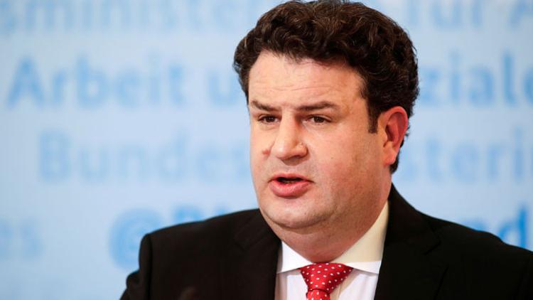 Serbest meslek sahipleri için de emeklilik sigortası önerdi