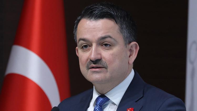 Bakan Pakdemirli'den yem fiyatlarını müdahale sinyali