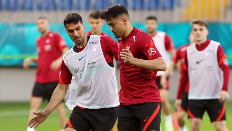 Milliler, Galler maçı hazırlıklarını sürdürdü! Çağlar Söyüncü ve Umut Meraş idmanda yer aldı