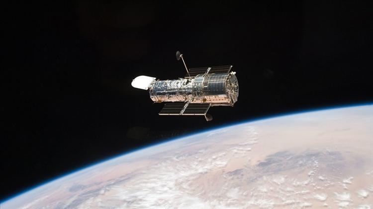 NASA, Hubble Uzay Teleskobu gözlemlerini durdurdu